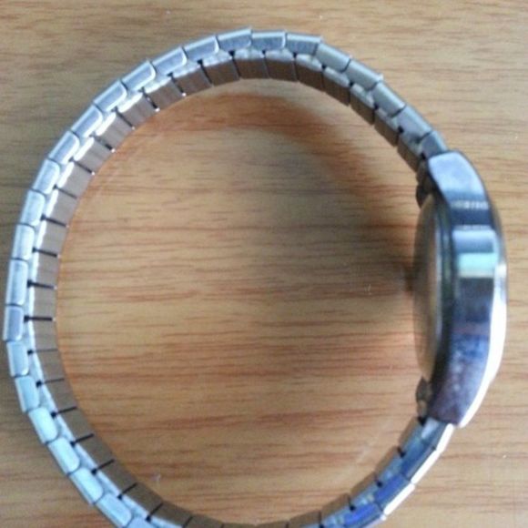 Quartz Watch💥PRICE DROP💥 - Picture 3 of 5